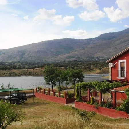 La Granja Del Pescador Guest house Casas del Castanar