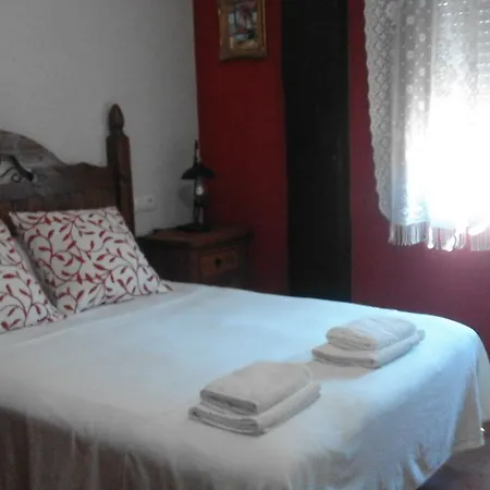 La Granja Del Pescador Guest house Casas del Castanar