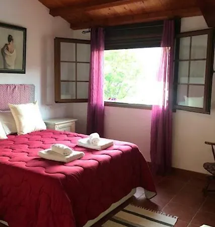 La Granja Del Pescador * Casas del Castañar