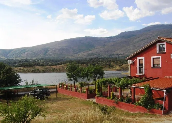 La Granja Del Pescador Pensión Casas del Castañar